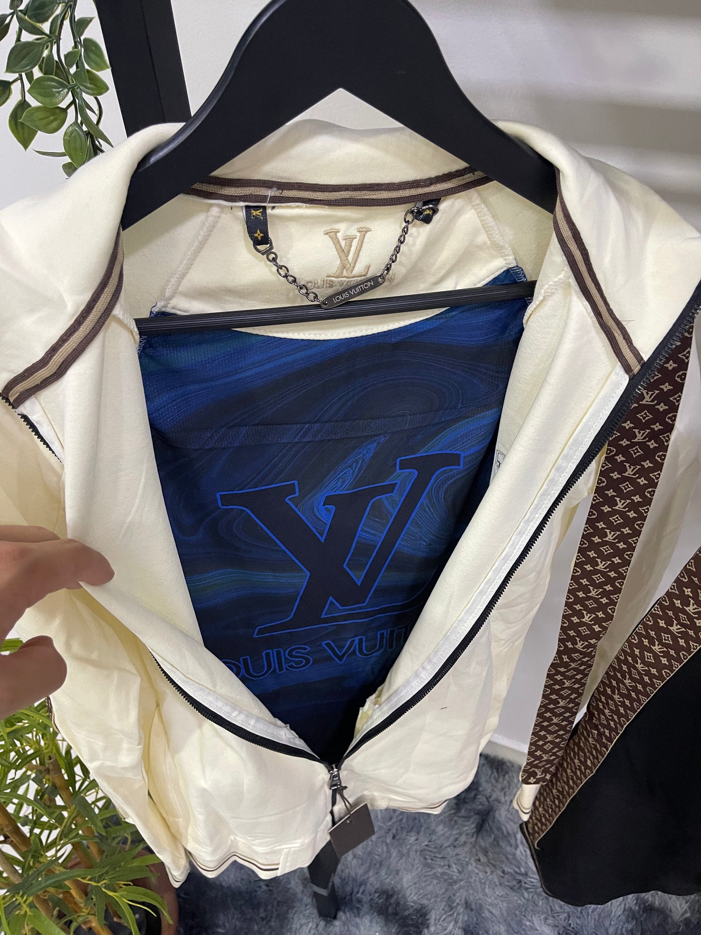 Tuta LV con fascia Monogram