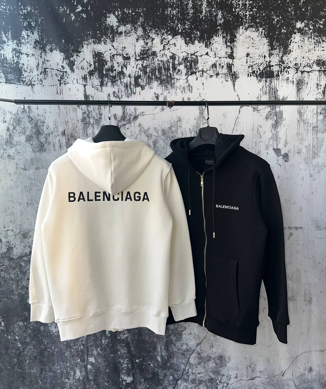 Felpa con zip Balenciaga 001