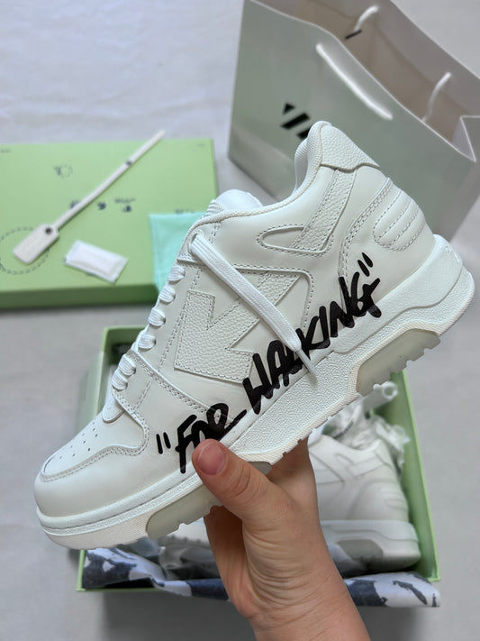 Sneakers Off-White "For Walking"