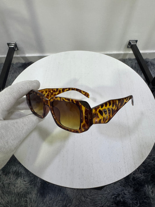 Occhiali da sole Prada SPR 17WS-2AU-8C1