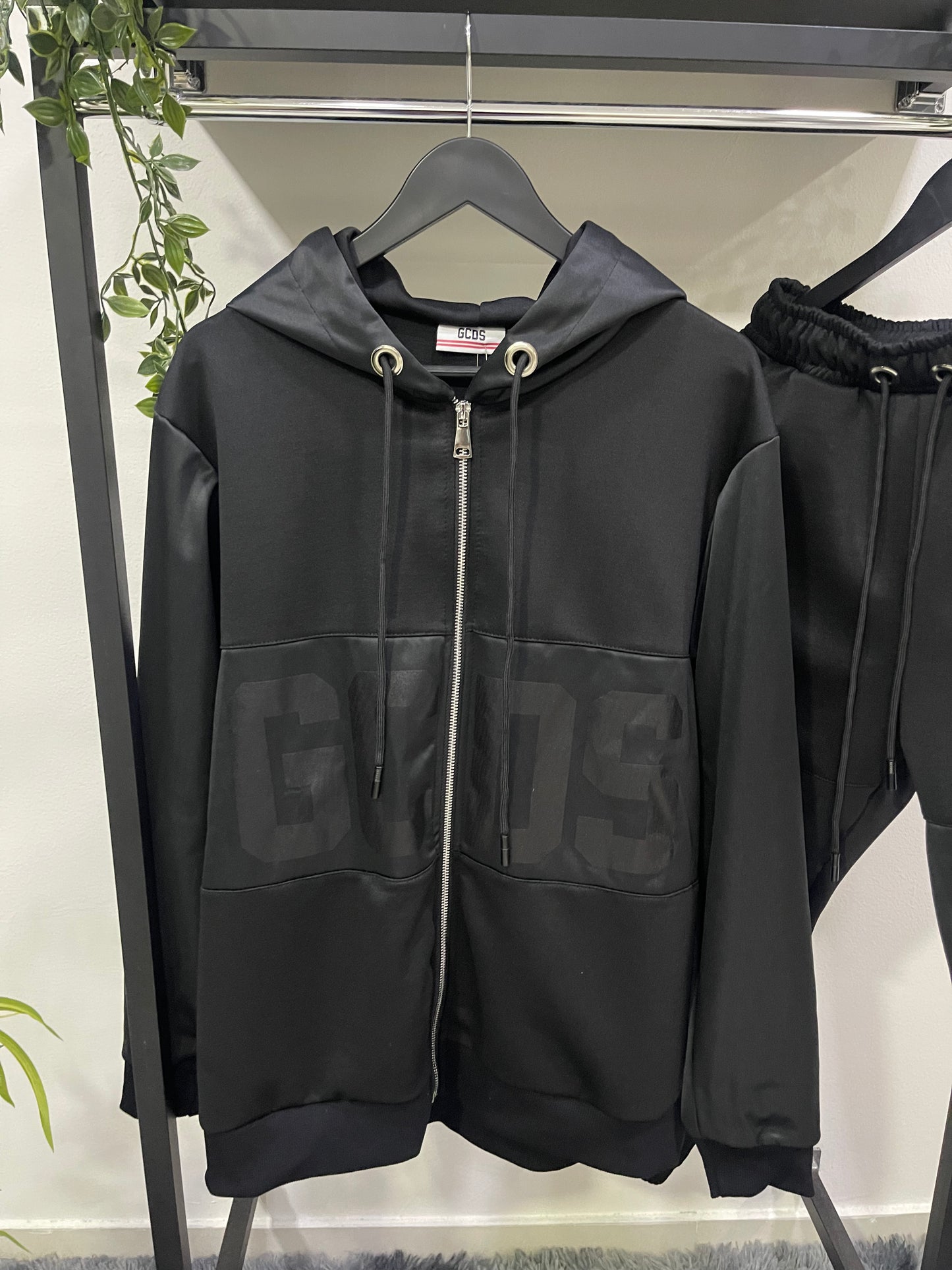 Tuta Gcds banda logo tono su tono