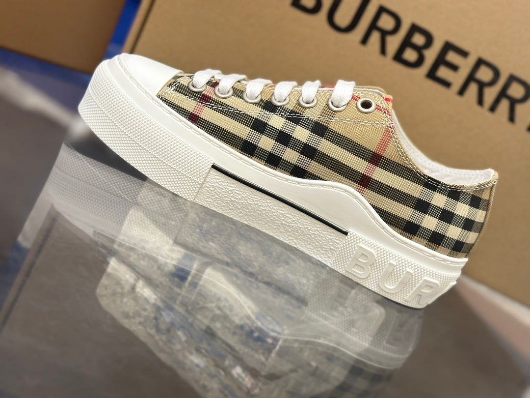 Sneakers Burberry