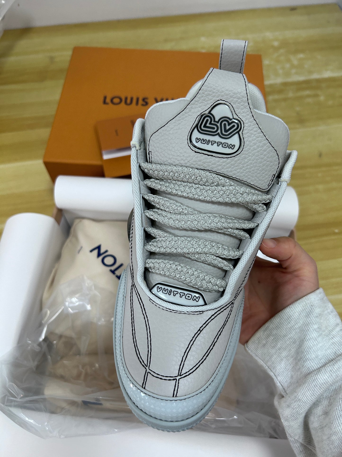 Sneakers LV Skate Grigia